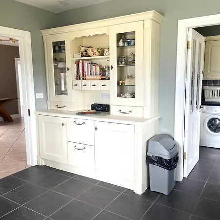 Conree * Castlemaine